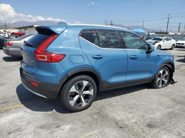 Photo 3 from auction – 2025 VOLVO XC40 CORE with VIN YV4L12UJXS2569628