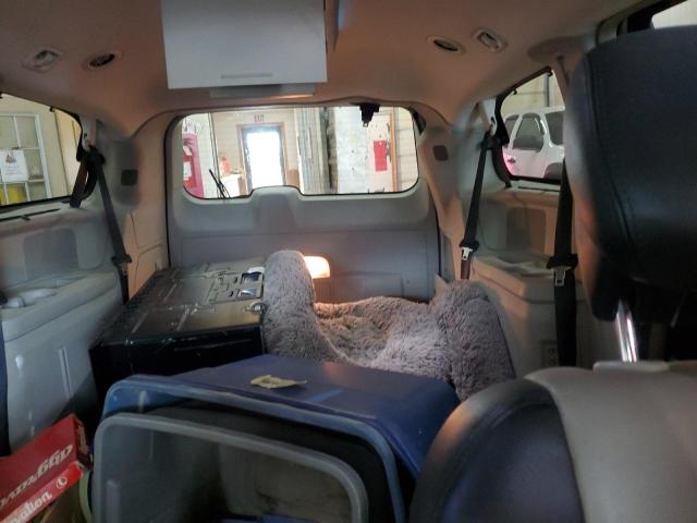 Photo 10 from auction – 2010 CHRYSLER TOWN & COU with VIN 2A4RR5DX0AR298844