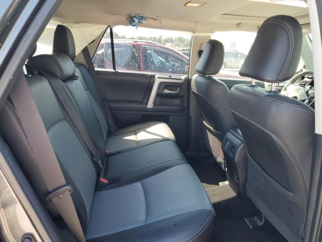 Photo 11 from auction – 2019 TOYOTA 4RUNNER SR with VIN JTEBU5JR8K5698429