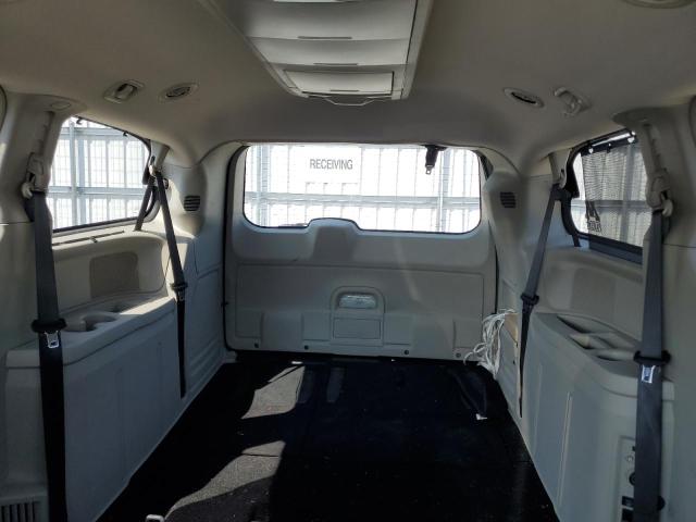 Photo 10 from auction – 2016 CHRYSLER TOWN & COU with VIN 2C4RC1BG2GR247499