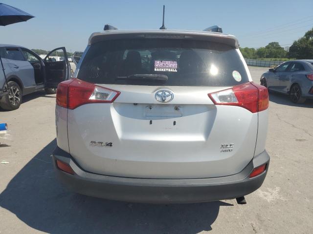 Photo 6 from auction – 2015 TOYOTA RAV4 XLE with VIN JTMRFREV3FJ028697