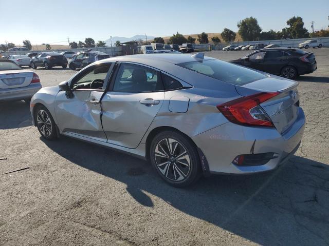 Photo 2 from auction – 2017 HONDA CIVIC EX with VIN 19XFC1F33HE203881