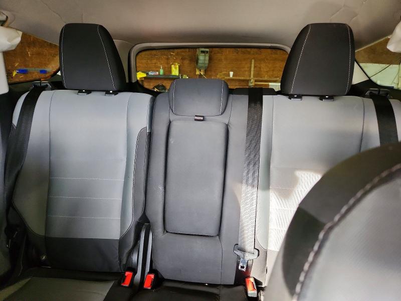 Фото 10 с аукциона – 2016 FORD ESCAPE с VIN 1FMCU9GX5GUB05110