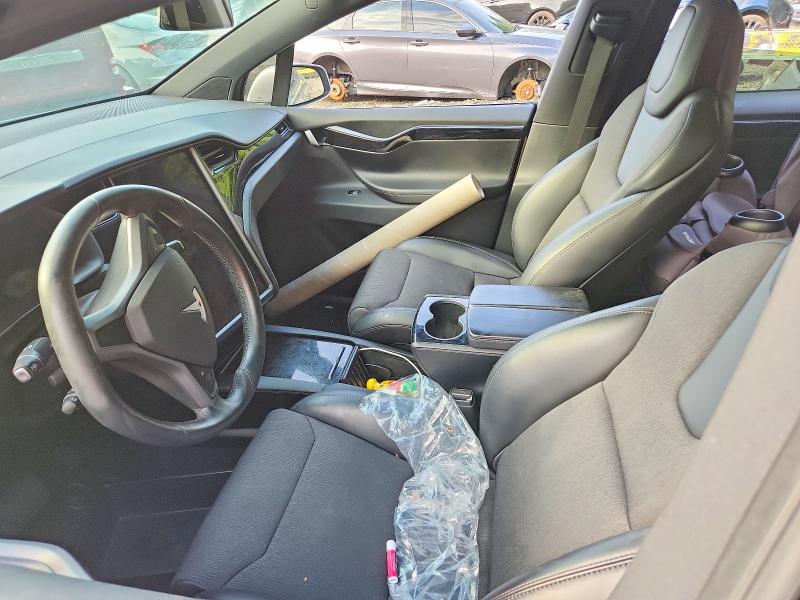 Photo 7 from auction – 2018 TESLA MODEL X with VIN 5YJXCAE22JF101260