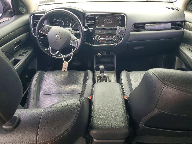 Photo 8 from auction – 2016 MITSUBISHI OUTLANDER with VIN JA4AZ3A33GZ024068