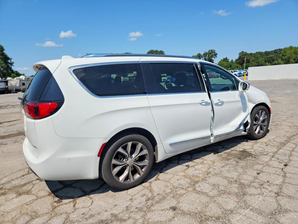 Photo 3 from auction – 2020 CHRYSLER PACIFICA with VIN 2C4RC1GG7LR123196