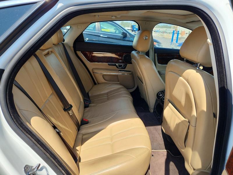 Photo 10 from auction – 2015 JAGUAR XJ with VIN SAJWJ1CD1F8V79443