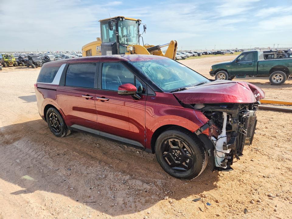 Photo 4 from auction – 2026 KIA CARNIVAL with VIN KNDNB5K35T6601281