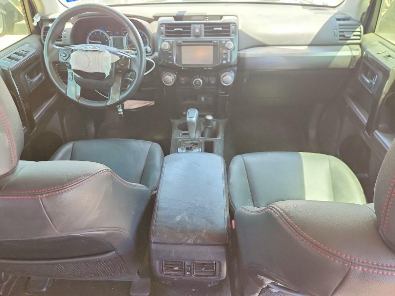 Photo 8 from auction – 2019 TOYOTA 4RUNNER with VIN JTEBU5JR4K5649664