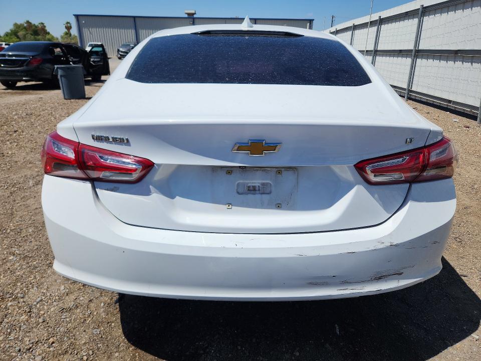 Photo 6 from auction – 2021 CHEVROLET MALIBU with VIN 1G1ZD5ST7MF002565