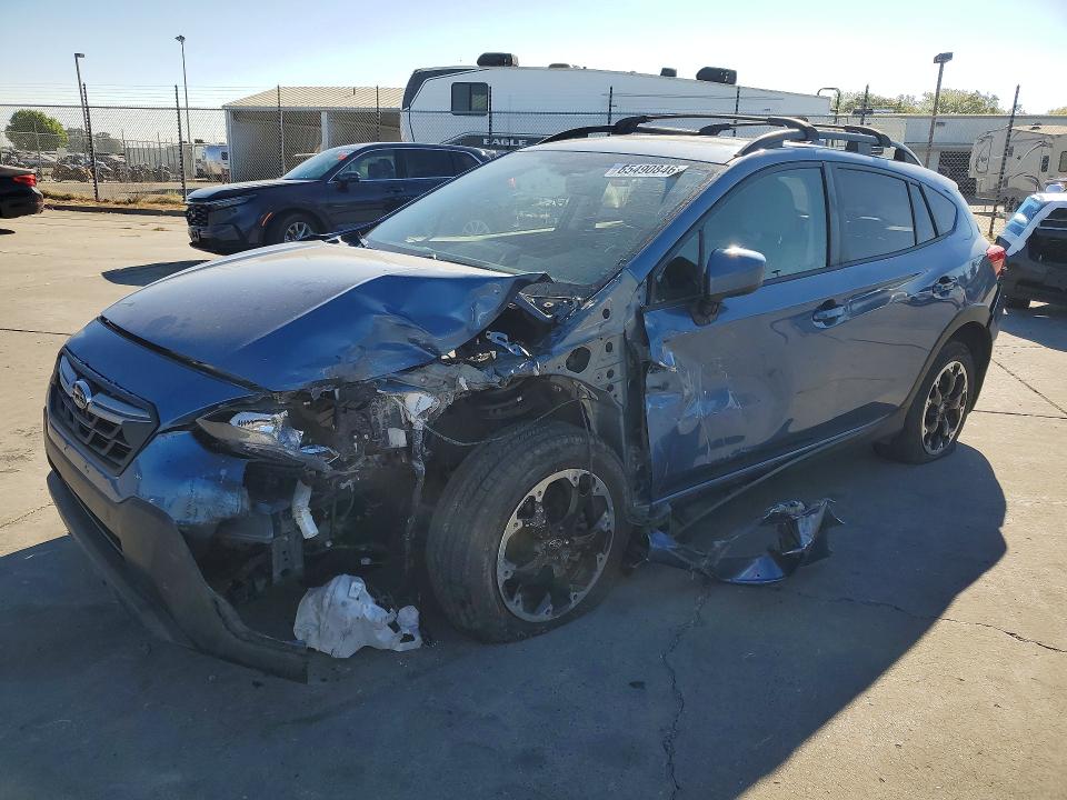 SUBARU CROSSTREK 2021 with VIN JF2GTAEC4MH386462 - Photo from auction