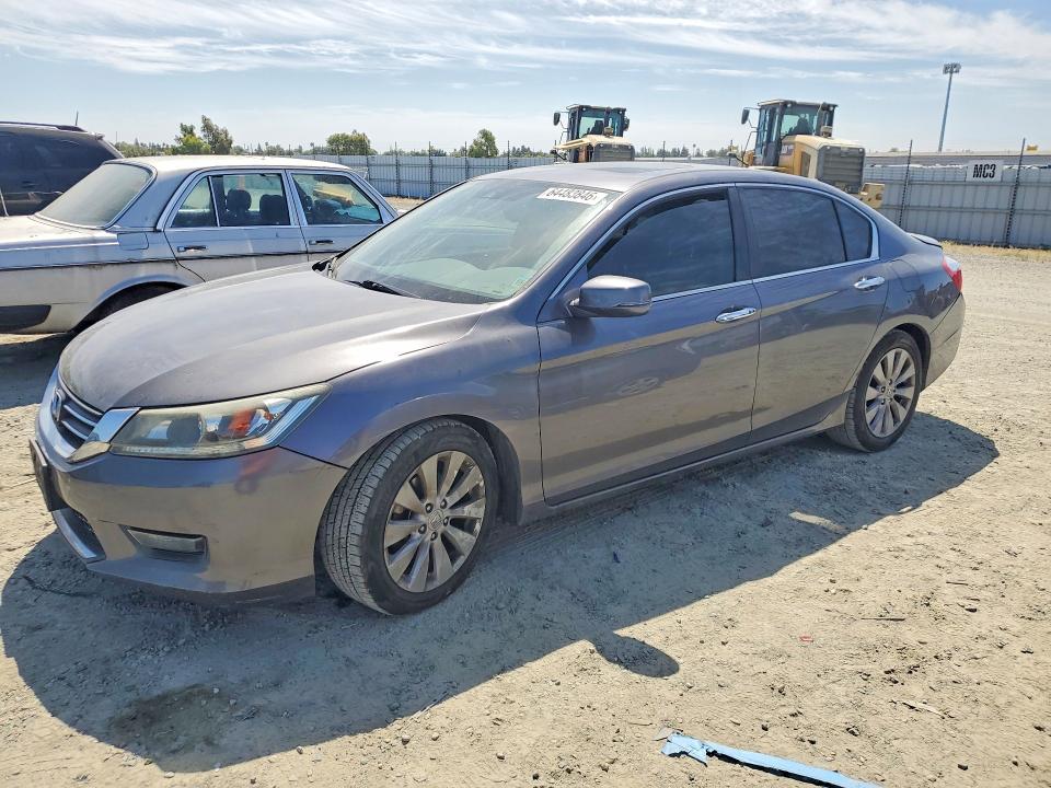 Photo 1 from auction – 2015 HONDA ACCORD with VIN 1HGCR2F86FA073468