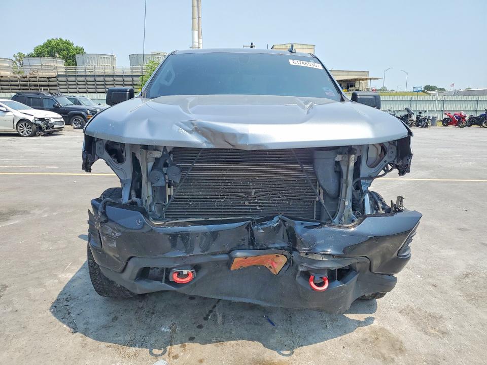 Photo 5 from auction – 2019 CHEVROLET SILVERADO with VIN 1GCPYCEF5KZ251455
