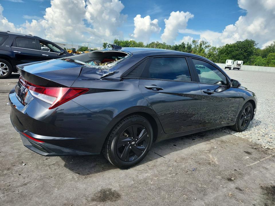 Photo 3 from auction – 2021 HYUNDAI ELANTRA with VIN 5NPLS4AG7MH041101