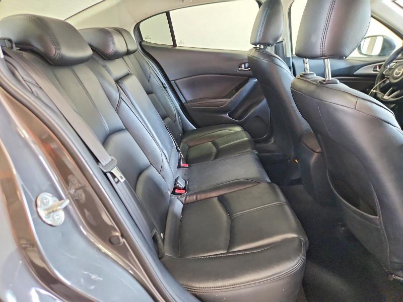 Photo 10 from auction – 2018 MAZDA 3 with VIN 3MZBN1V31JM242097