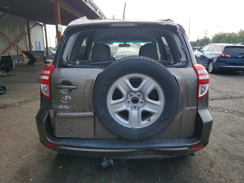 Photo 6 from auction – 2012 TOYOTA RAV4 with VIN 2T3BF4DV5CW210145