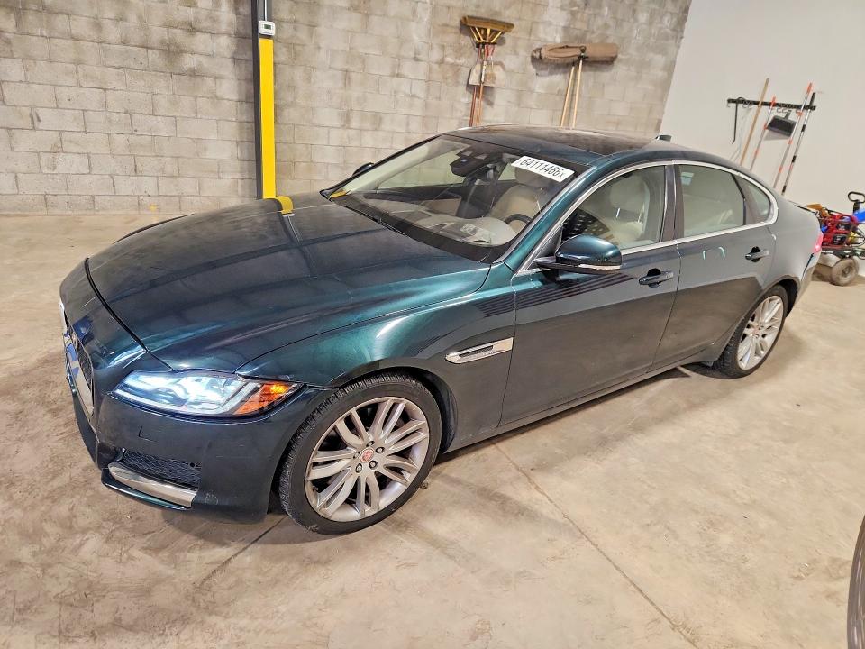 JAGUAR XF 2016 with VIN SAJBK4BV0GCY05803 - Photo from auction