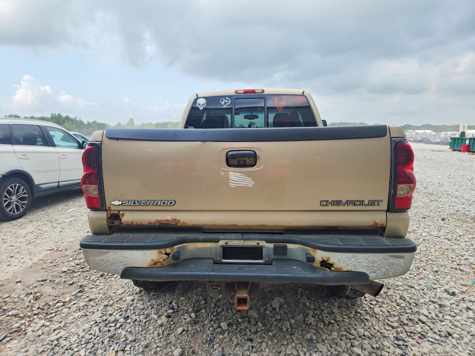 Photo 6 from auction – 2005 CHEVROLET SILVERADO with VIN 1GCHK29U55E109319