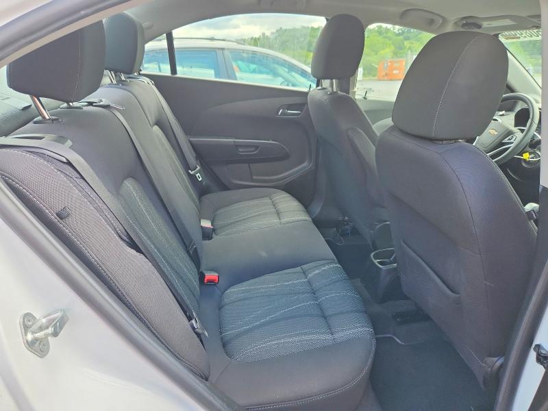 Photo 10 from auction – 2020 CHEVROLET SONIC with VIN 1G1JD5SB6L4100467