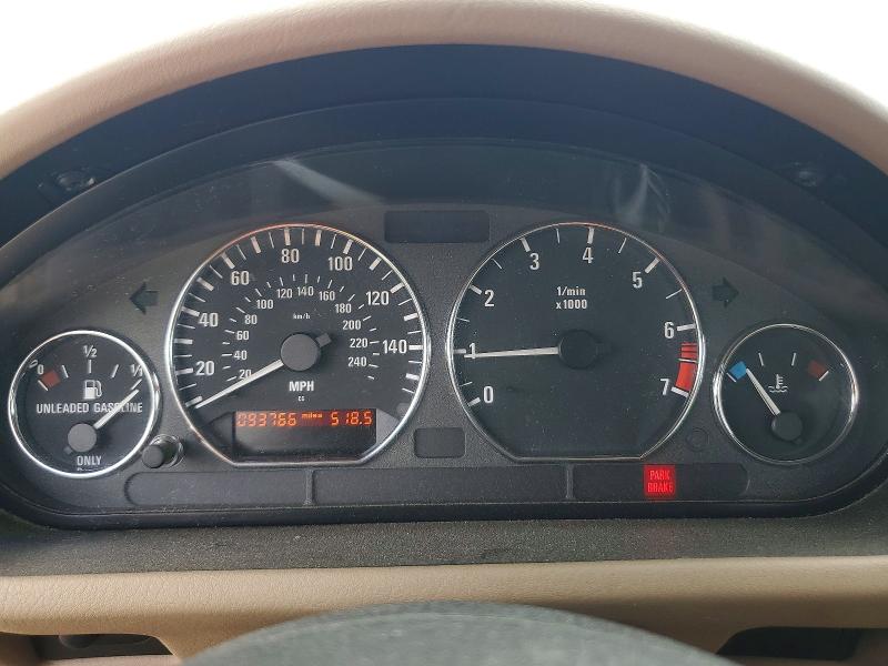 Photo 9 from auction – 2000 BMW Z3 with VIN 4USCH9342YLF87804