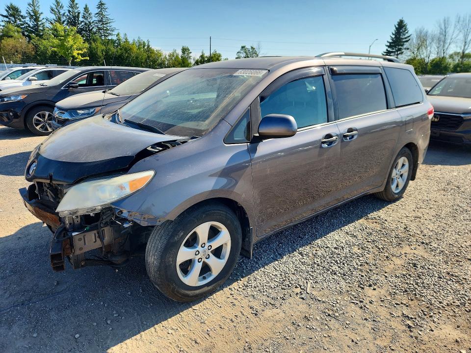 Снимка 1 от търг – 2012 TOYOTA SIENNA с VIN 5TDZK3DC8CS199212