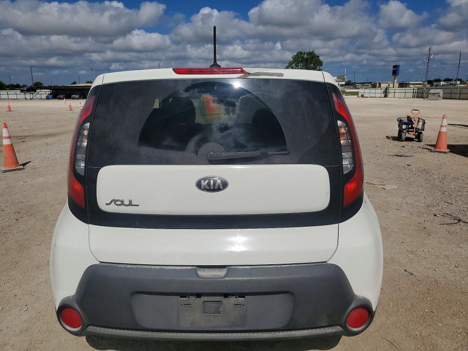Photo 6 from auction – 2015 KIA SOUL with VIN KNDJN2A29F7194688