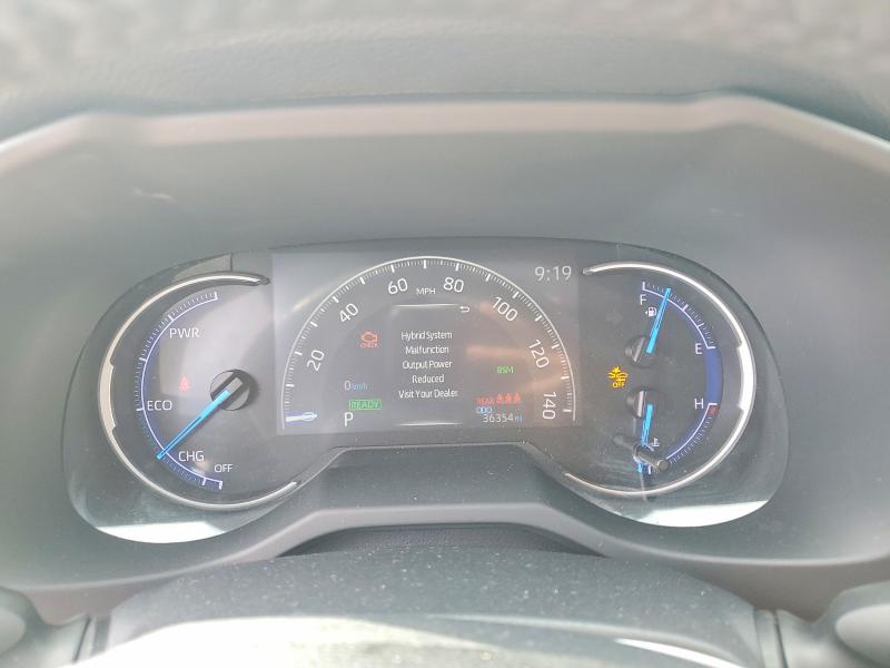 Photo 9 from auction – 2019 TOYOTA RAV4 with VIN JTMEWRFV8KD515660