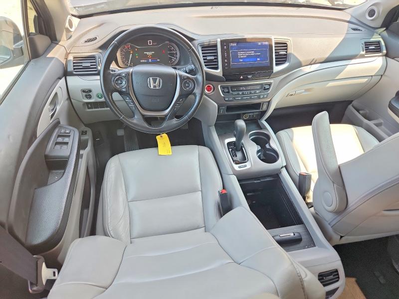 Photo 8 from auction – 2017 HONDA PILOT with VIN 5FNYF5H50HB003251
