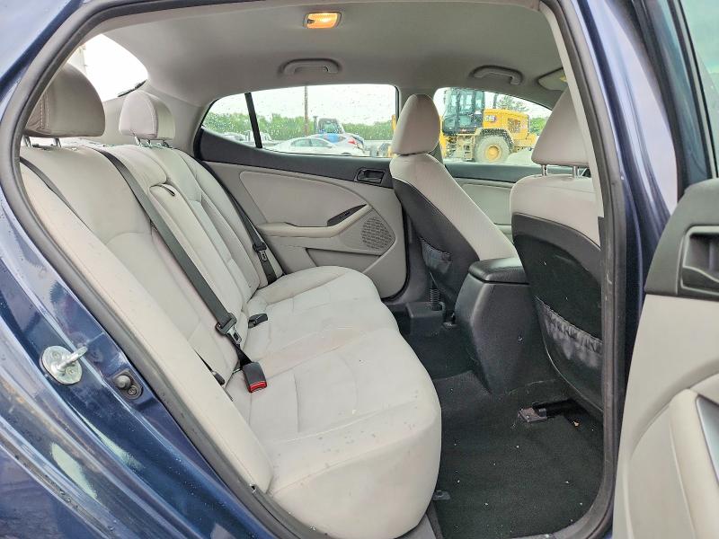 Photo 10 from auction – 2015 KIA OPTIMA with VIN 5XXGM4A76FG481689