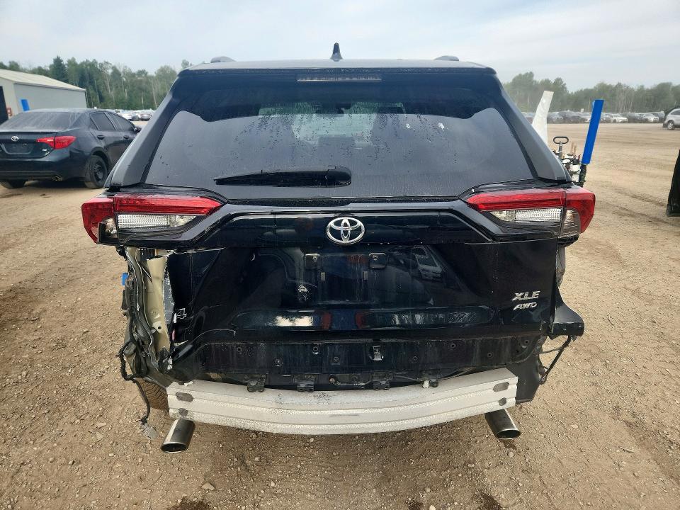 Photo 6 from auction – 2020 TOYOTA RAV4 with VIN 2T3R1RFVXLC068383