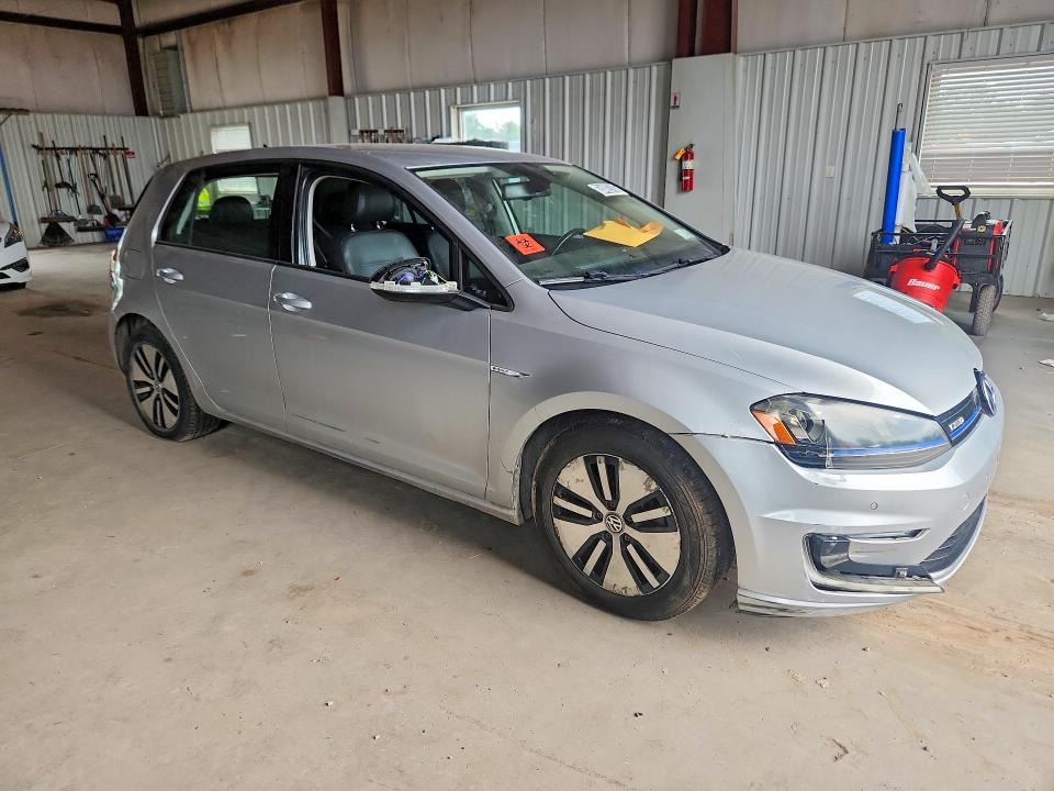 Photo 4 from auction – 2016 VOLKSWAGEN E-GOLF with VIN WVWPP7AU3GW904324