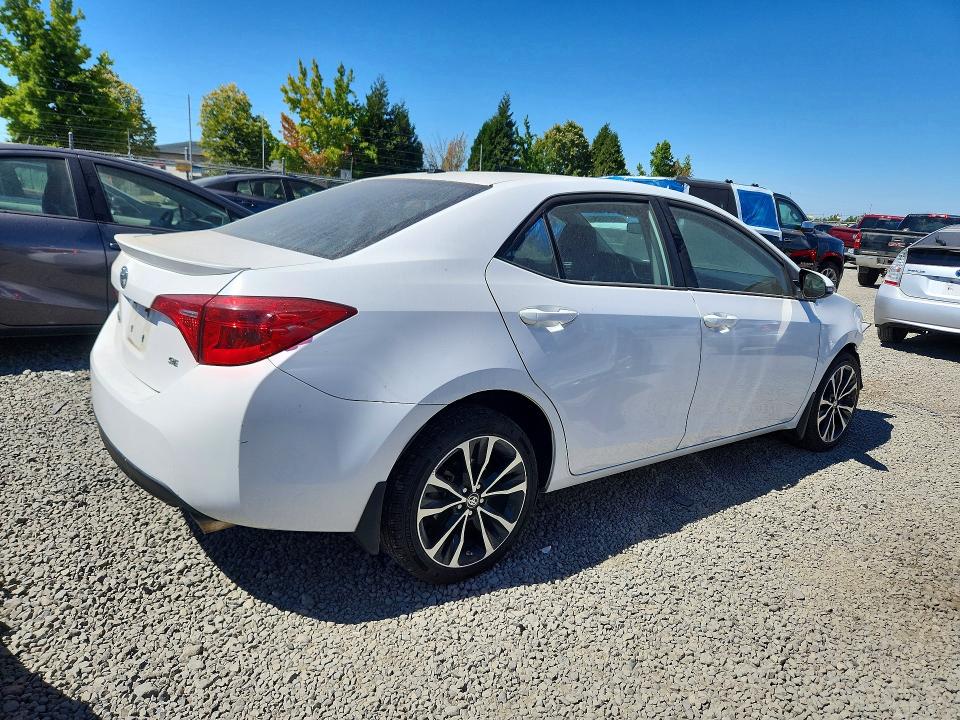 Photo 3 from auction – 2017 TOYOTA COROLLA with VIN 2T1BURHE5HC932732
