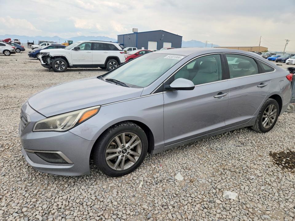 HYUNDAI SONATA 2017 with VIN 5NPE24AF1HH560943 - Photo from auction