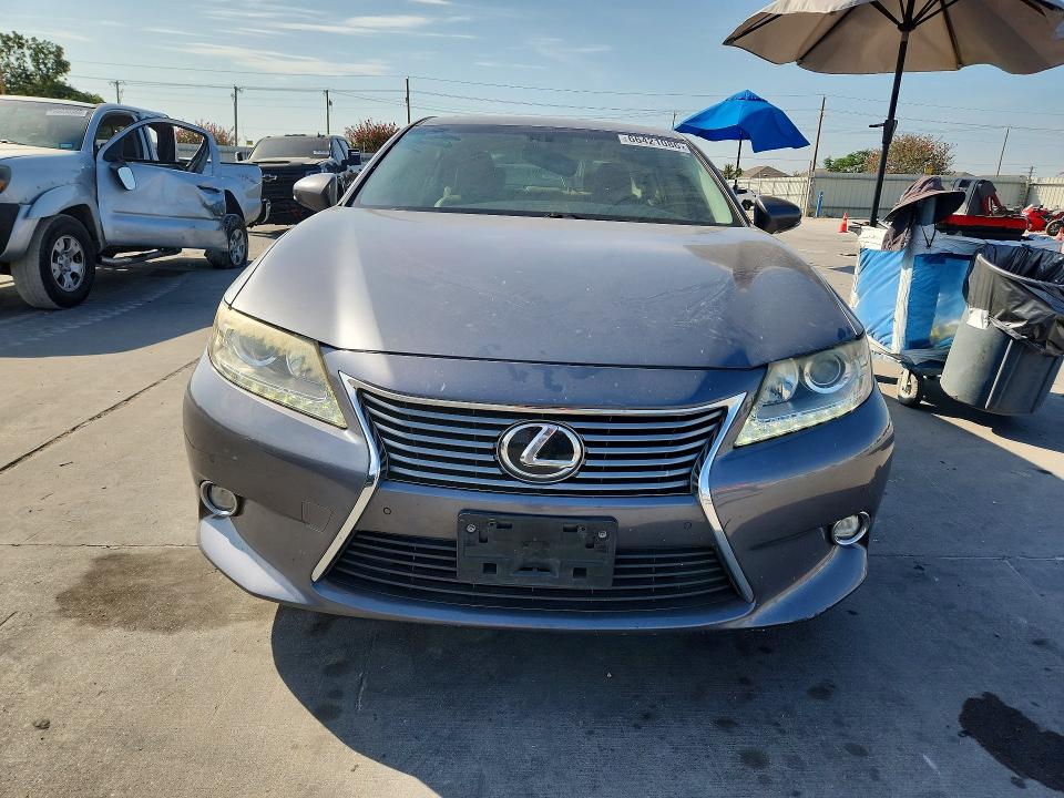 Фото 5 с аукциона – 2015 LEXUS ES с VIN JTHBK1GG4F2155643