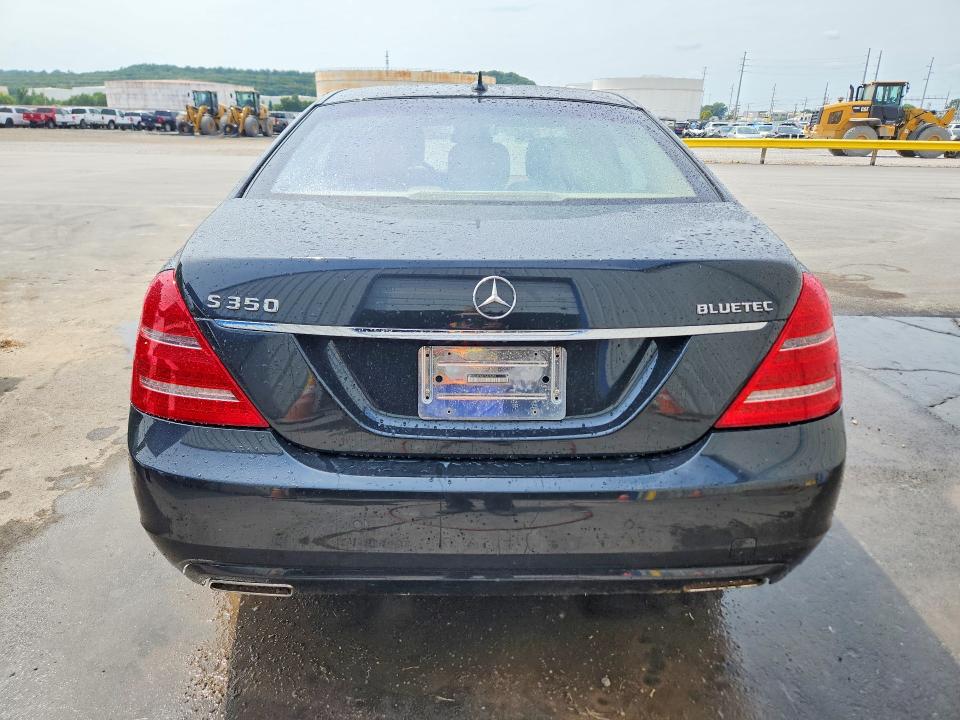 Photo 6 from auction – 2012 MERCEDES-BENZ S with VIN WDDNG8DB6CA423455