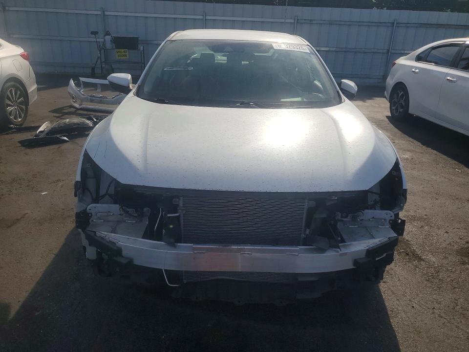 Photo 5 from auction – 2019 HONDA CIVIC with VIN 19XFC2F66KE207236