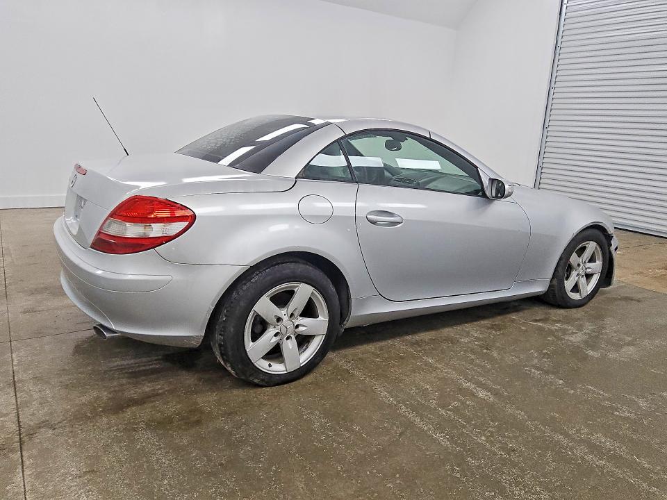 Photo 3 from auction – 2006 MERCEDES-BENZ SLK with VIN WDBWK54F66F129591