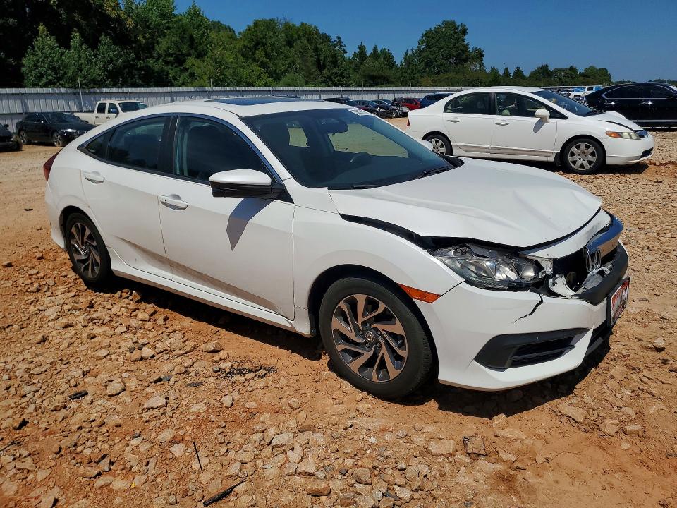 Photo 4 from auction – 2017 HONDA CIVIC with VIN 19XFC2F75HE225129