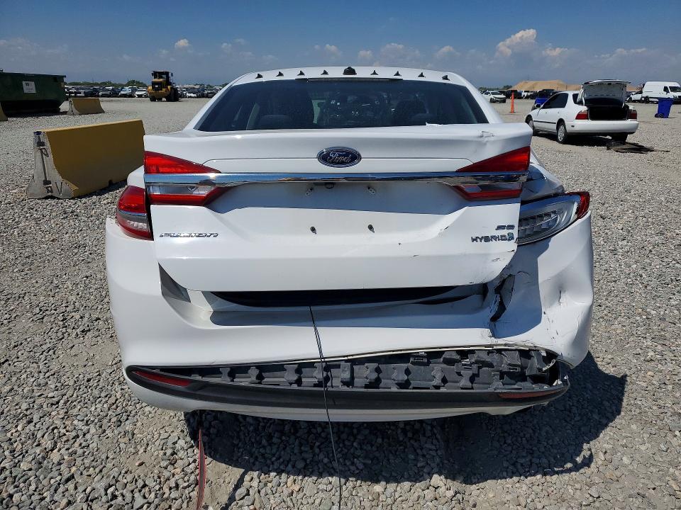 Zdjęcie 6 z aukcji – 2017 FORD FUSION z VIN 3FA6P0LU5HR238268
