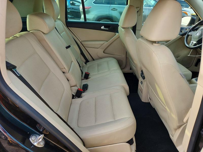 Снимка 11 от търг – 2012 VOLKSWAGEN TIGUAN с VIN WVGBV7AXXCW544081