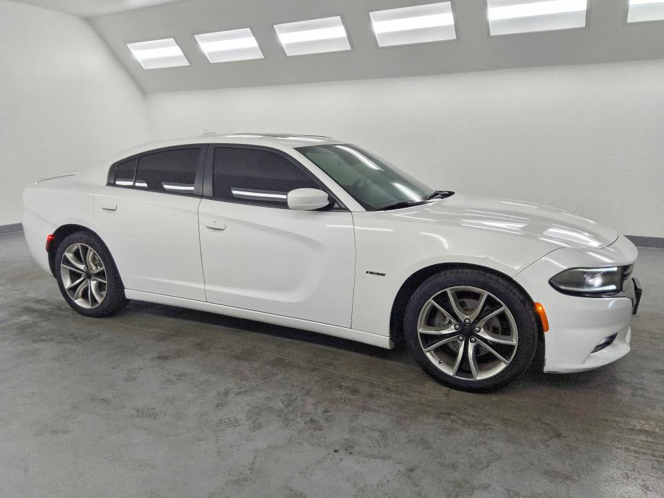 Photo 4 from auction – 2015 DODGE CHARGER with VIN 2C3CDXCTXFH741541