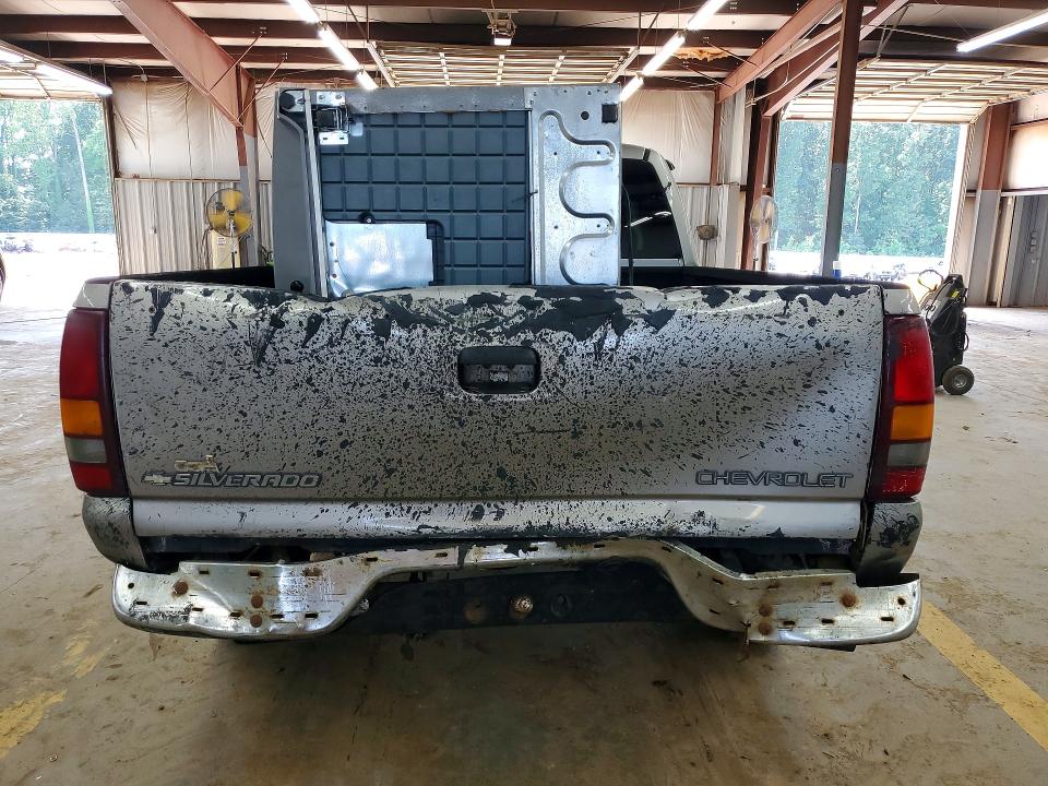 Photo 6 from auction – 2001 CHEVROLET SILVERADO with VIN 2GCEC19V311374481