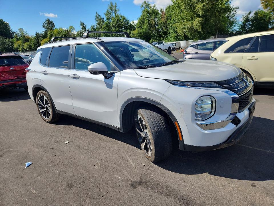 Снимка 4 от търг – 2022 MITSUBISHI OUTLANDER с VIN JA4J4TA8XNZ033356