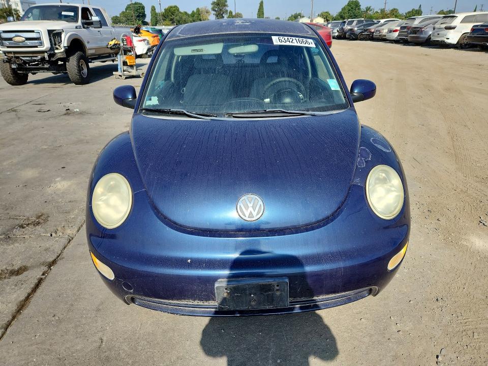 Photo 5 from auction – 2001 VOLKSWAGEN NEW BEETLE with VIN 3VWBT21C01M413262