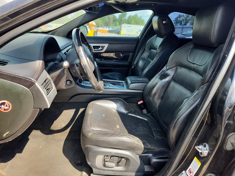 Photo 7 from auction – 2015 JAGUAR XF with VIN SAJWJ0FF6F8U76512