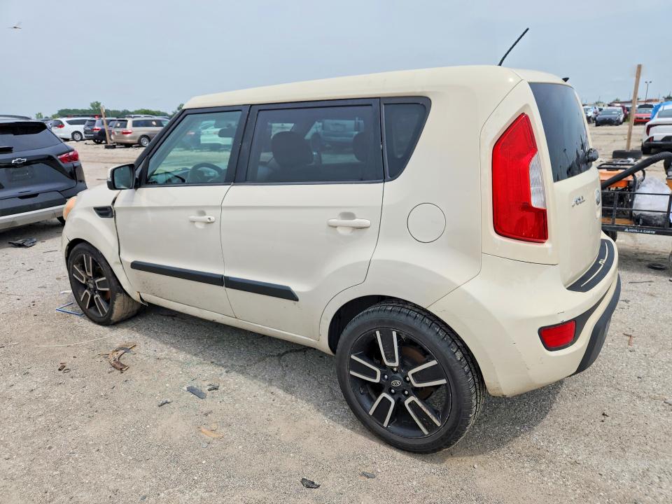 Photo 2 from auction – 2013 KIA SOUL with VIN KNDJT2A62D7566457