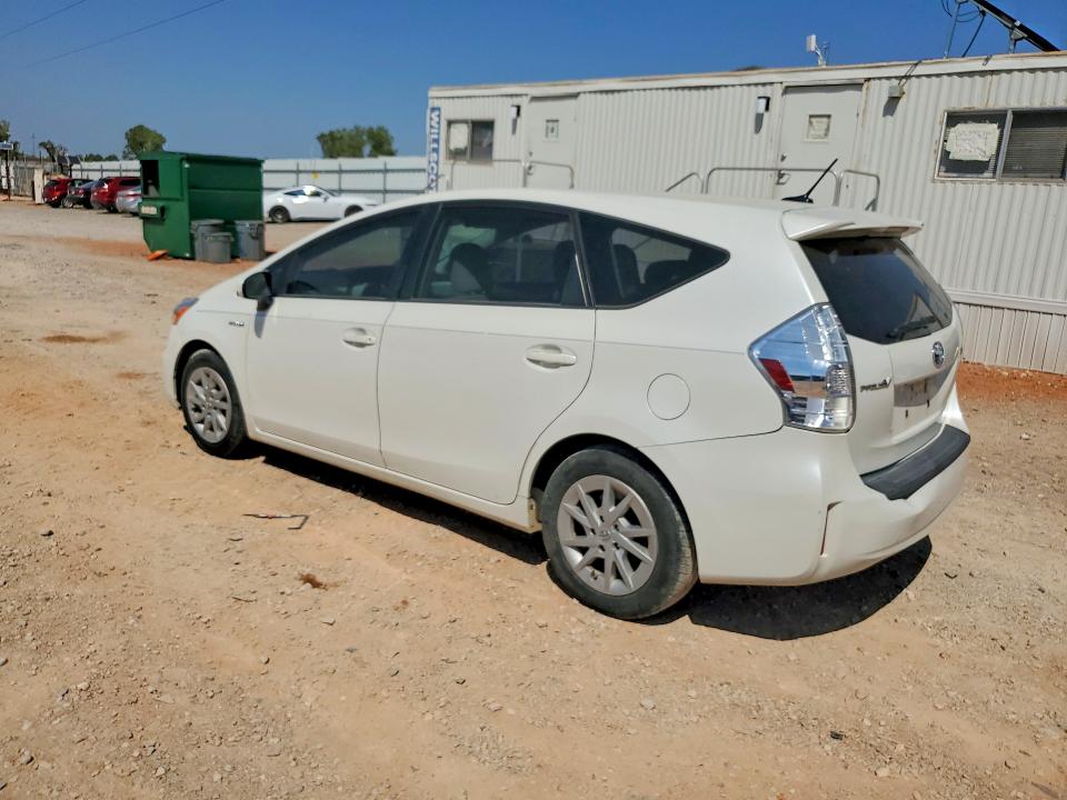Photo 2 from auction – 2014 TOYOTA PRIUS V with VIN JTDZN3EU5E3311810