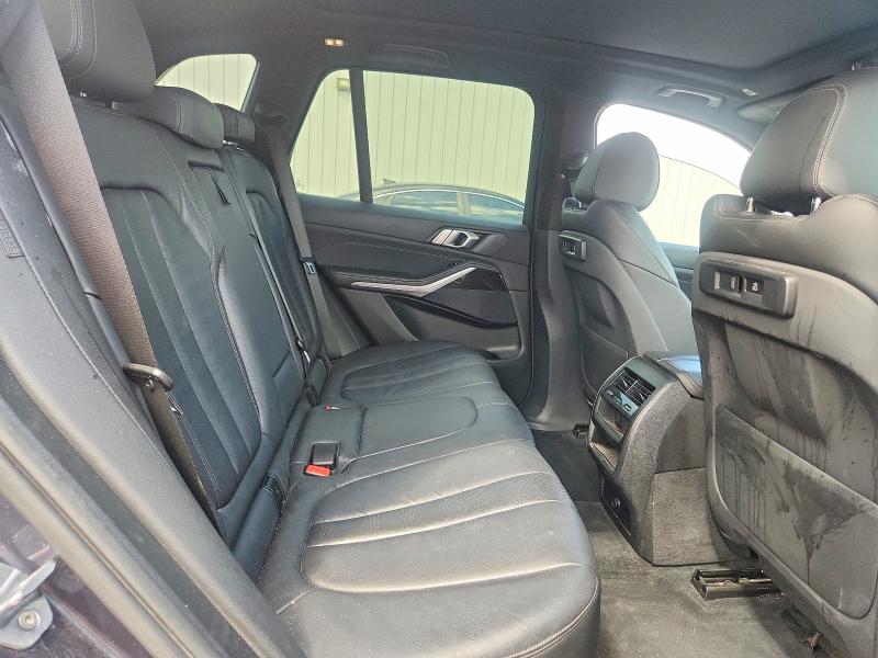 Photo 11 from auction – 2019 BMW X5 with VIN 5UXCR6C52KLK85183