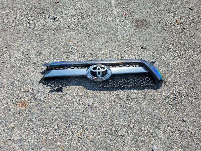 Photo 13 from auction – 2010 TOYOTA 4RUNNER with VIN JTEZU5JR3A5007093