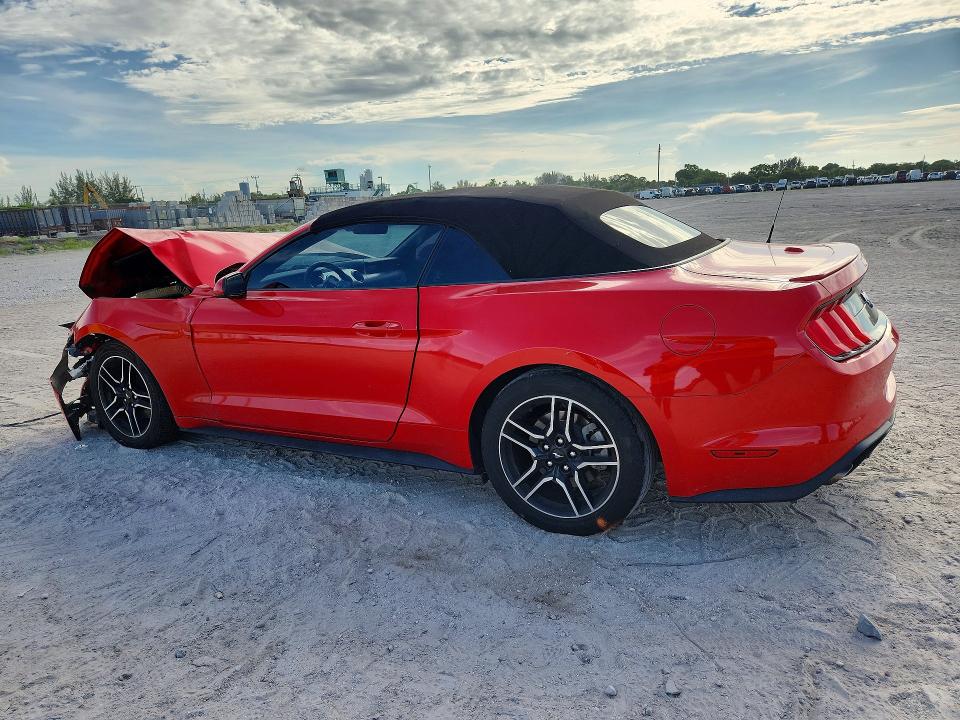 Снимка 2 от търг – 2021 FORD MUSTANG с VIN 1FATP8UH7M5108007